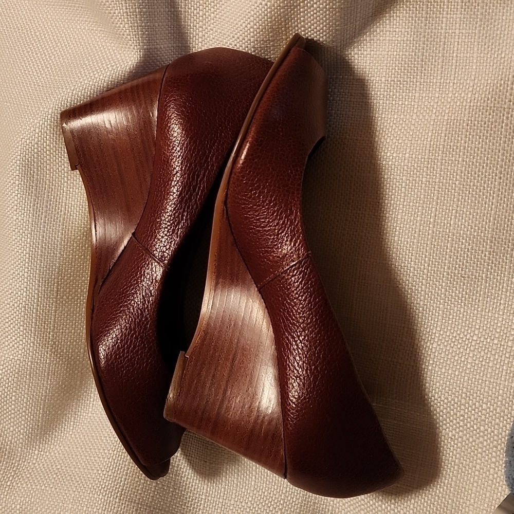 CORELLO wedge peep toe leather size 34 like new condition - Picture 4 of 7